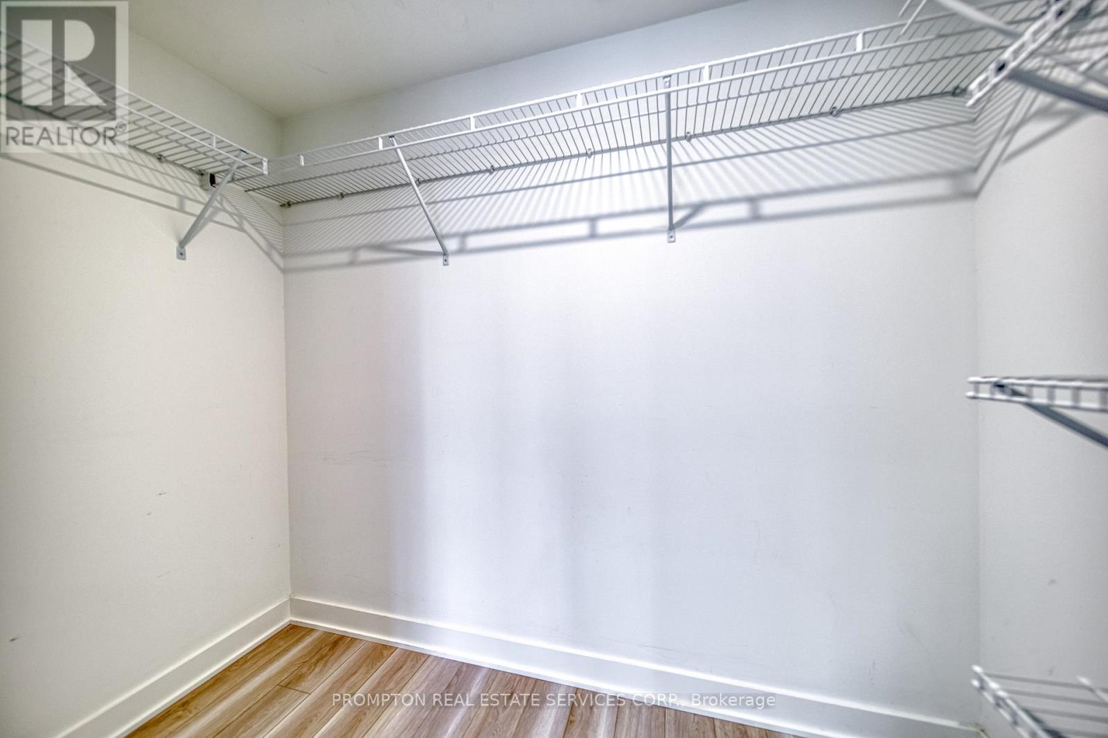 1002 - 19 Bathurst Street, Toronto, Ontario  M5V 0N2 - Photo 11 - C12727994