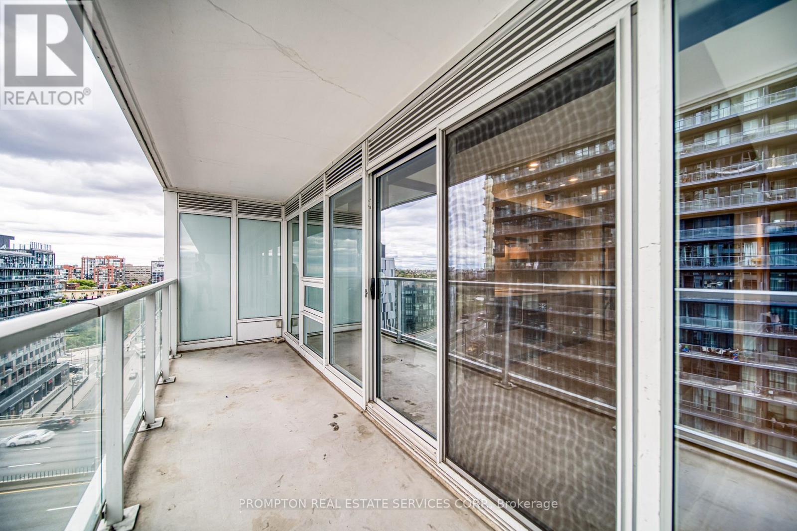 1002 - 19 Bathurst Street, Toronto, Ontario  M5V 0N2 - Photo 15 - C12727994