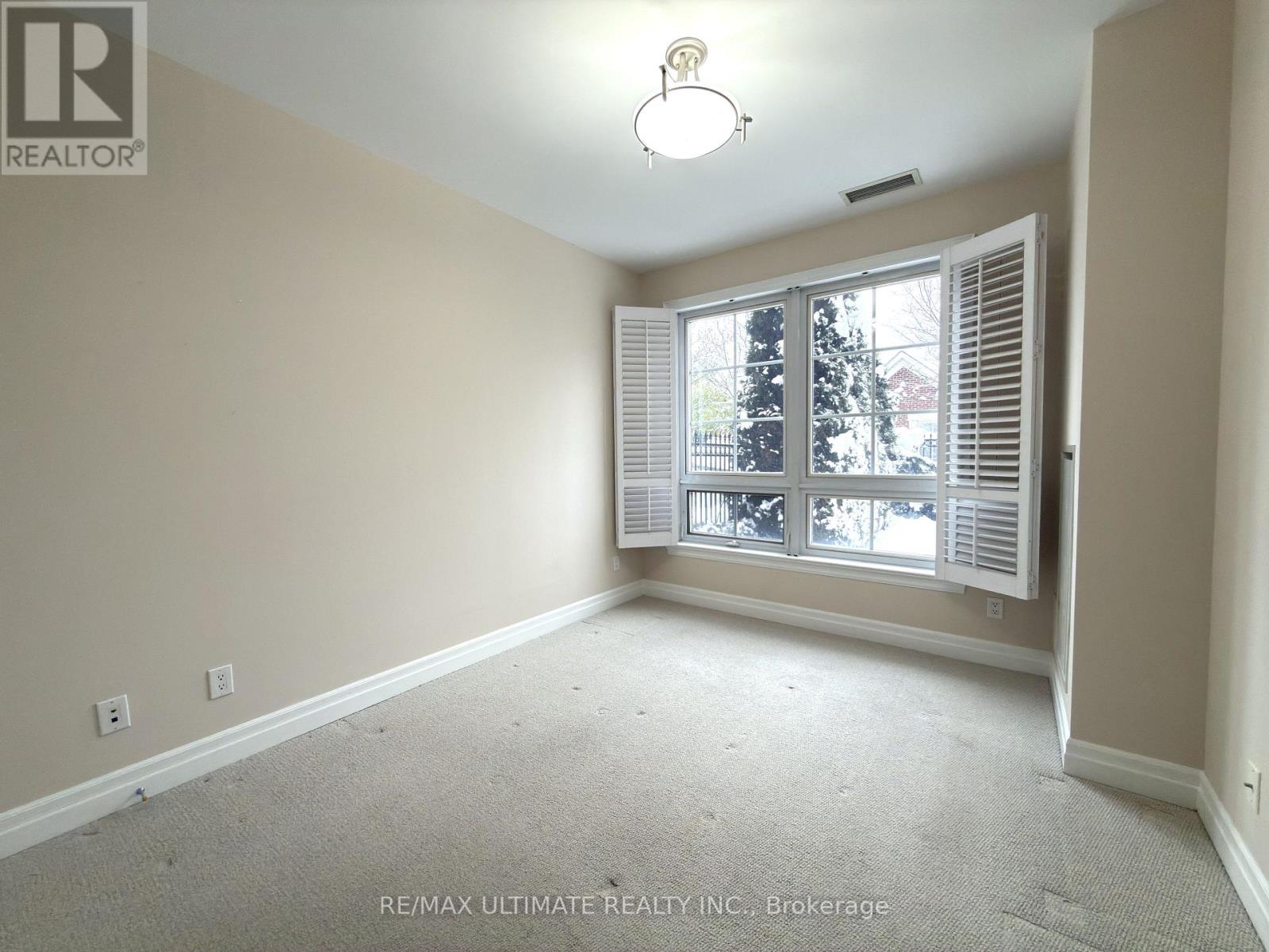 116 - 21 Burkebrook Place, Toronto, Ontario  M4G 0A2 - Photo 11 - C12713134