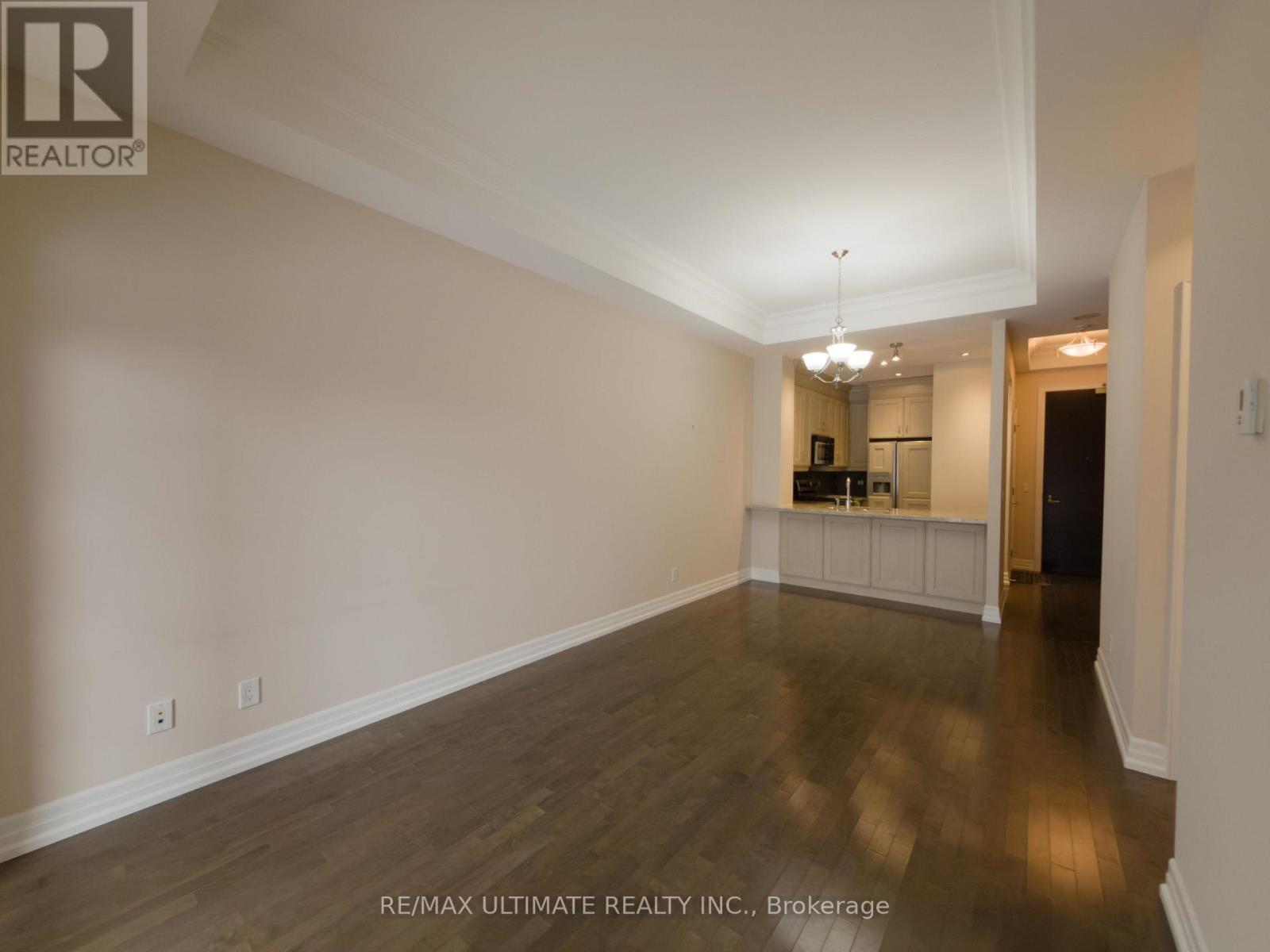 116 - 21 Burkebrook Place, Toronto, Ontario  M4G 0A2 - Photo 5 - C12713134