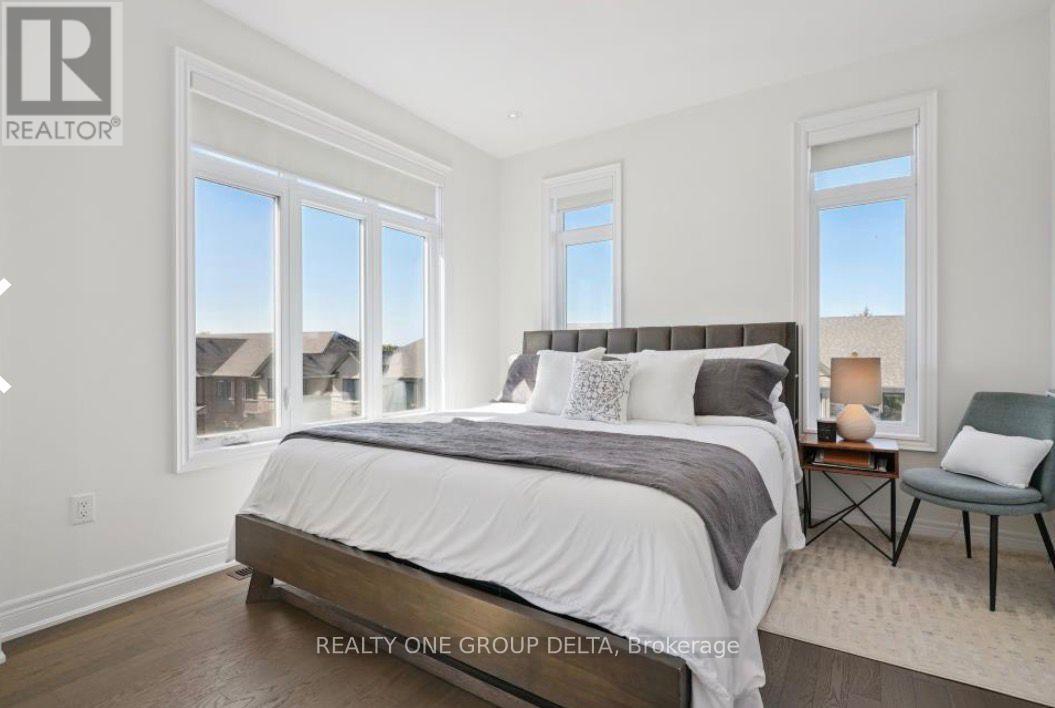 2180 Postmaster Drive, Oakville, Ontario  L6M 5T1 - Photo 7 - W12727682