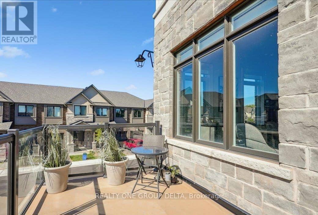 2180 Postmaster Drive, Oakville, Ontario  L6M 5T1 - Photo 15 - W12727682