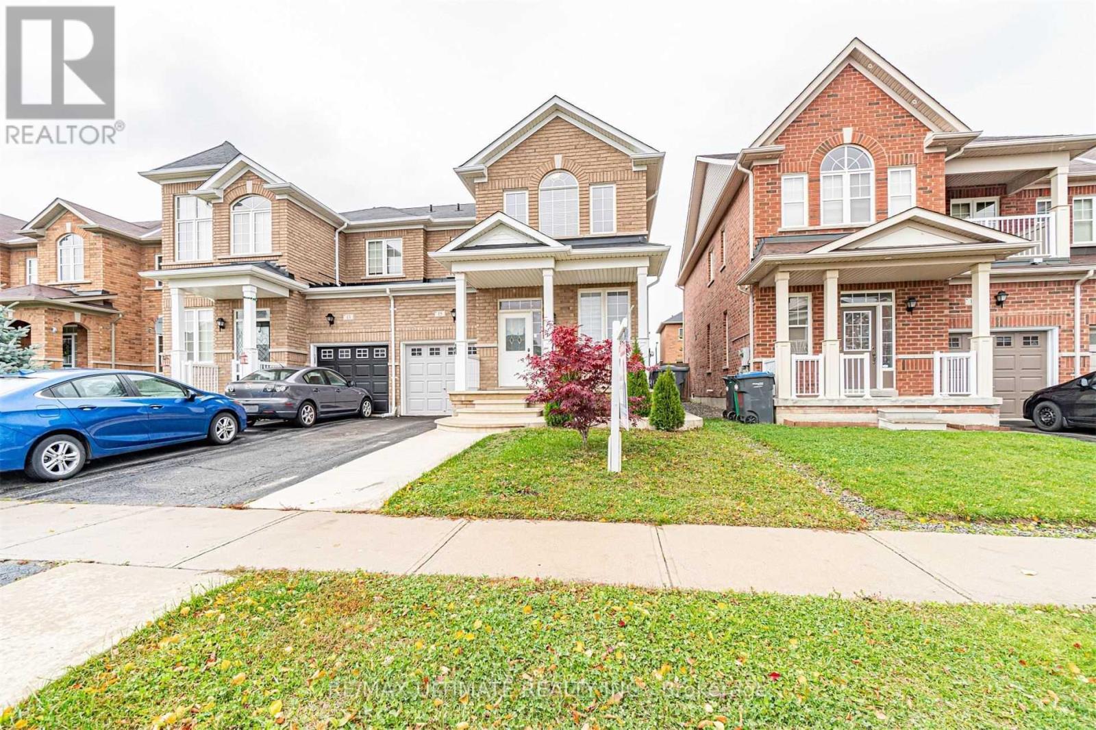 15 Windflower Road, Brampton, Ontario  L7A 0L9 - Photo 1 - W12727996