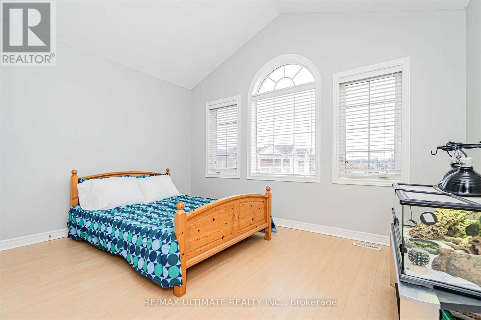 15 Windflower Road, Brampton, Ontario  L7A 0L9 - Photo 12 - W12727996