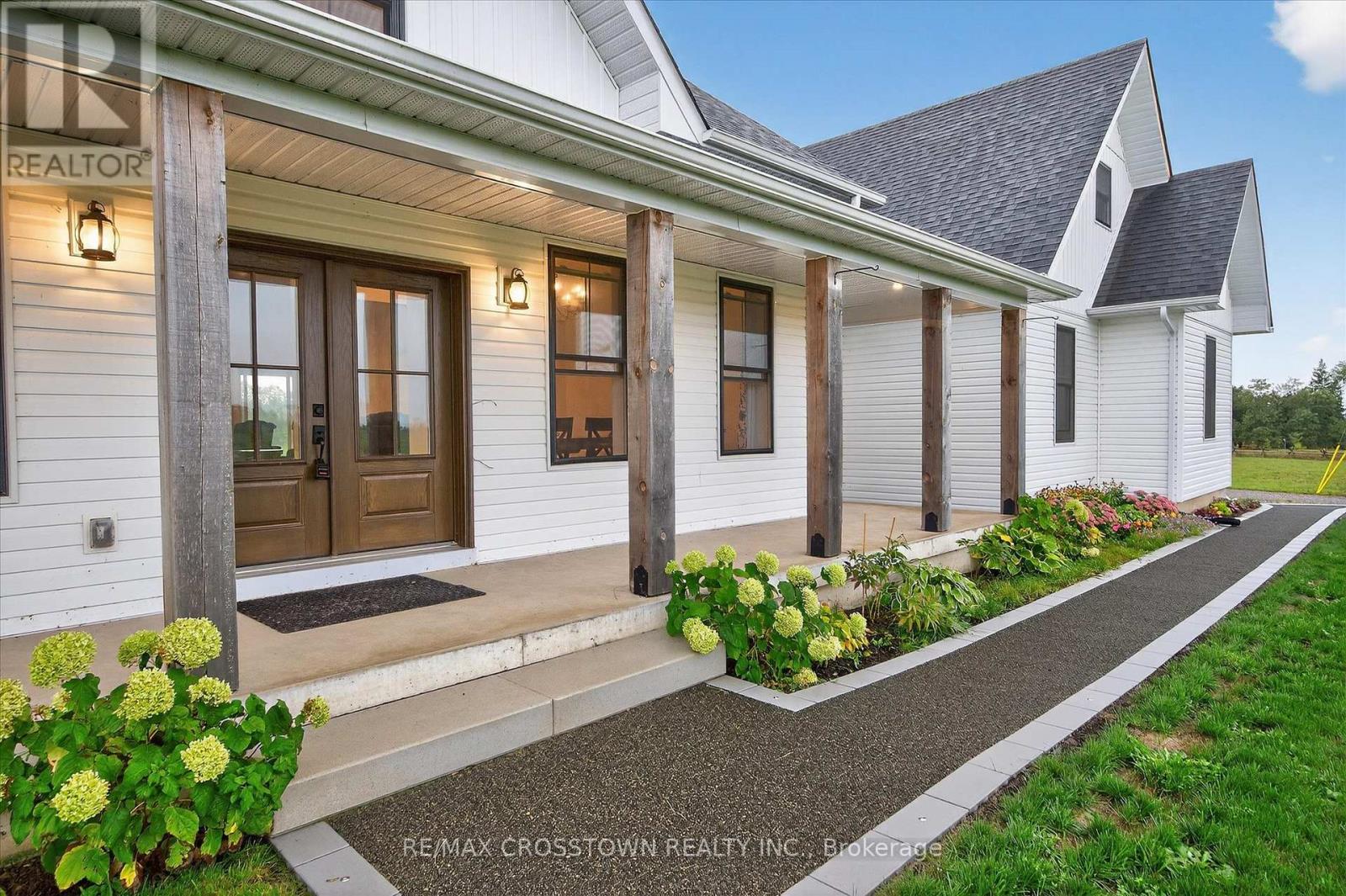 613 County Rd 8 Road, Douro-Dummer, Ontario  K0L 2B0 - Photo 3 - X12727988