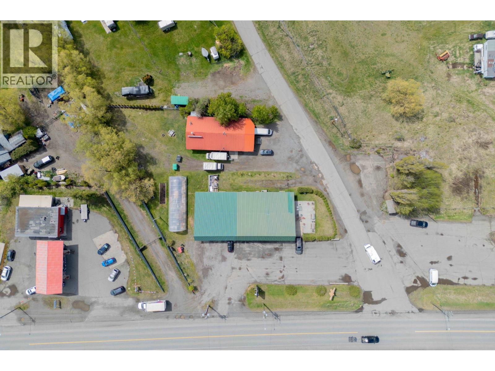 4842 Hamilton Road, Lac La Hache, British Columbia  V0K 1T1 - Photo 3 - C8069760