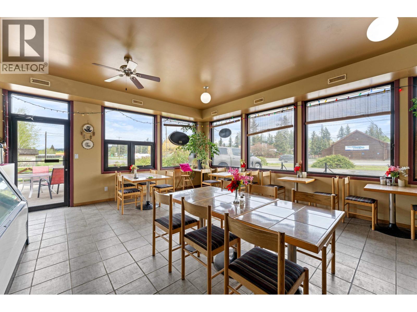 4842 Hamilton Road, Lac La Hache, British Columbia  V0K 1T1 - Photo 17 - C8069760