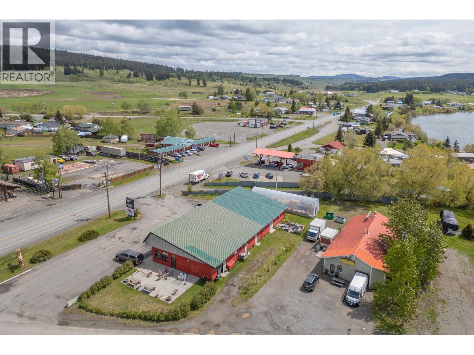 4842 Hamilton Road, Lac La Hache, British Columbia  V0K 1T1 - Photo 6 - C8069760