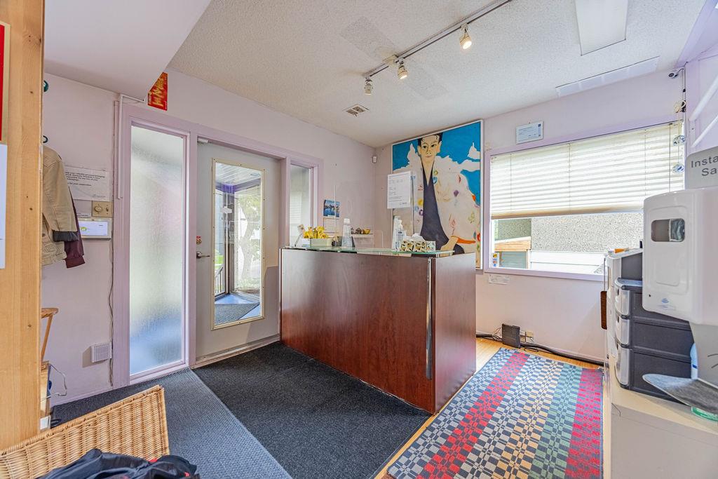 9865  85 Avenue, Edmonton, Alberta  T6E 2J5 - Photo 15 - 43688833