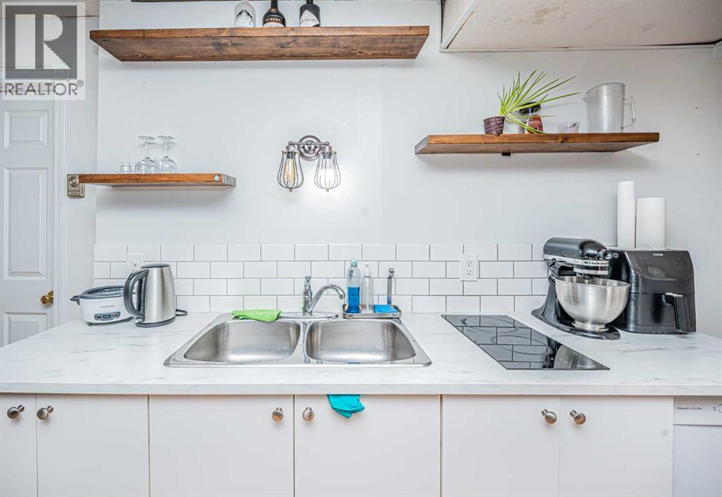 1306 1 Avenue, Canmore, Alberta  T1W 1M4 - Photo 29 - A2239732