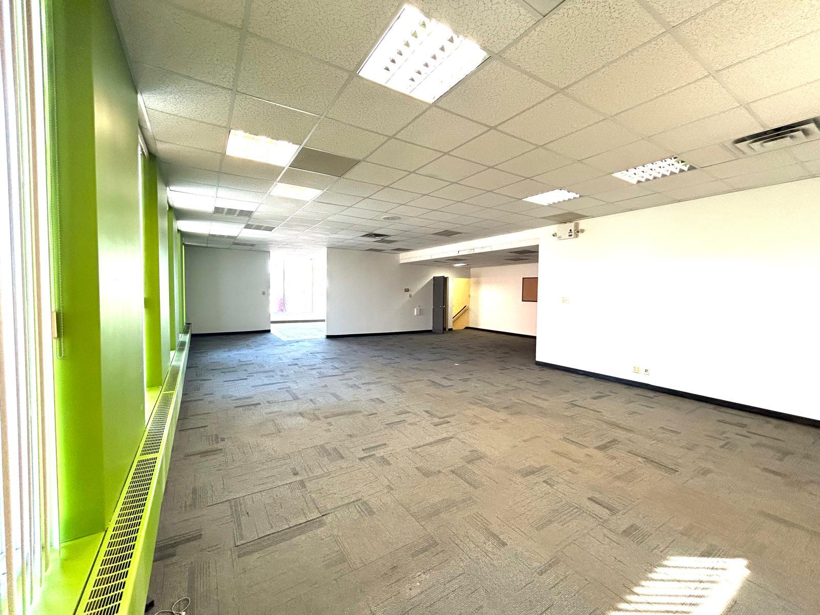 8951  82 Avenue, Edmonton, Alberta  T6C 0Z2 - Photo 8 - 43690782