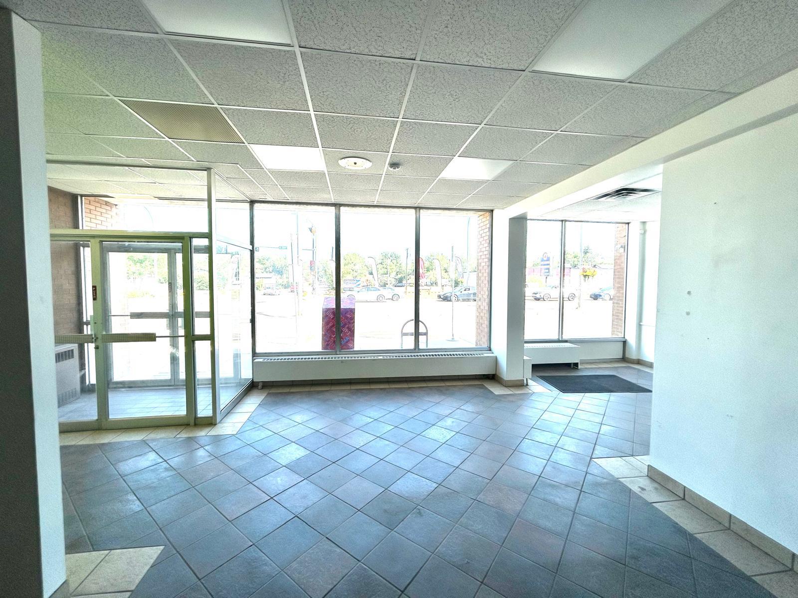 8951  82 Avenue, Edmonton, Alberta  T6C 0Z2 - Photo 11 - 43690782