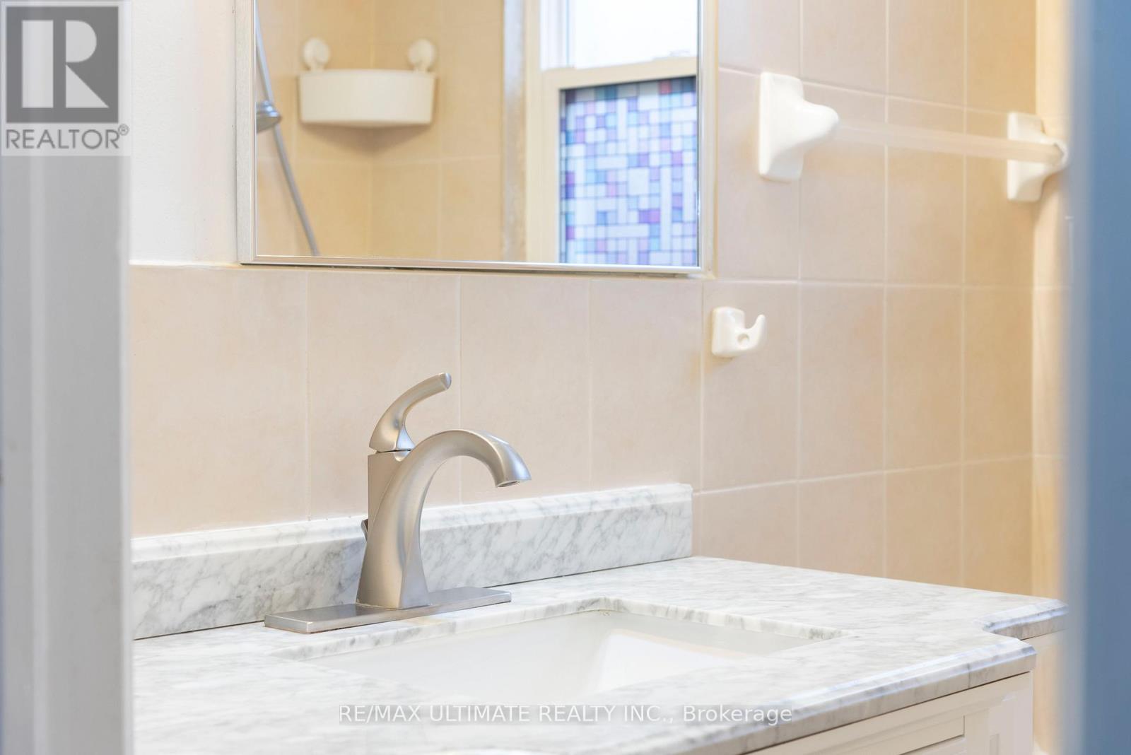 7 Joanith Upper Drive, Toronto, Ontario  M4B 1S6 - Photo 14 - E12728002