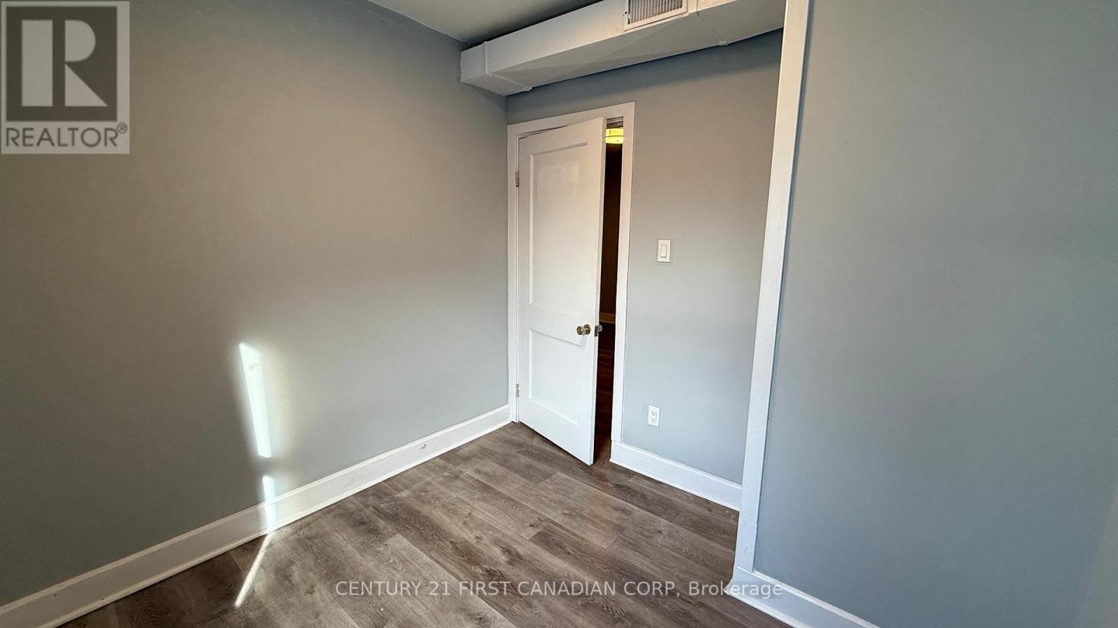 3 - 1072 Dundas Street, London East, Ontario  N5W 3A6 - Photo 12 - X12561720