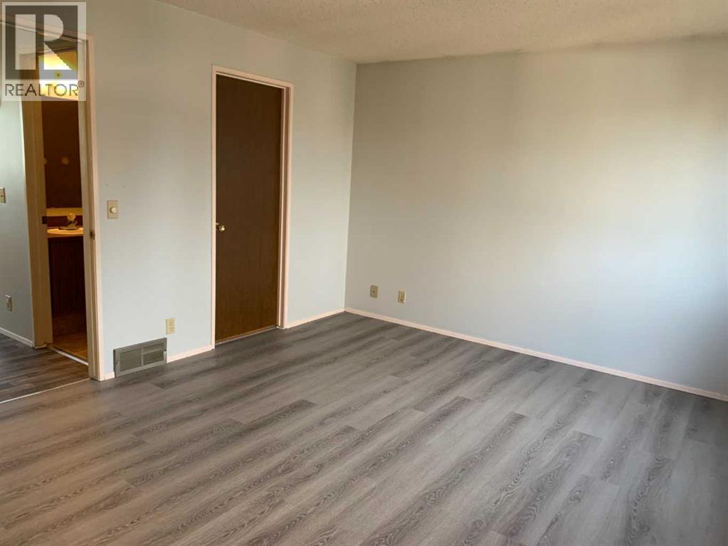 90 Abalone Crescent Ne, Calgary, Alberta  T2A 6X8 - Photo 8 - A2252528