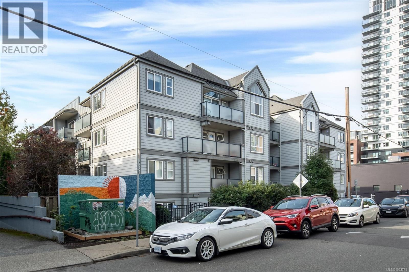 119 827 North Park St, Victoria, British Columbia  V8W 3Y3 - Photo 3 - 1023789