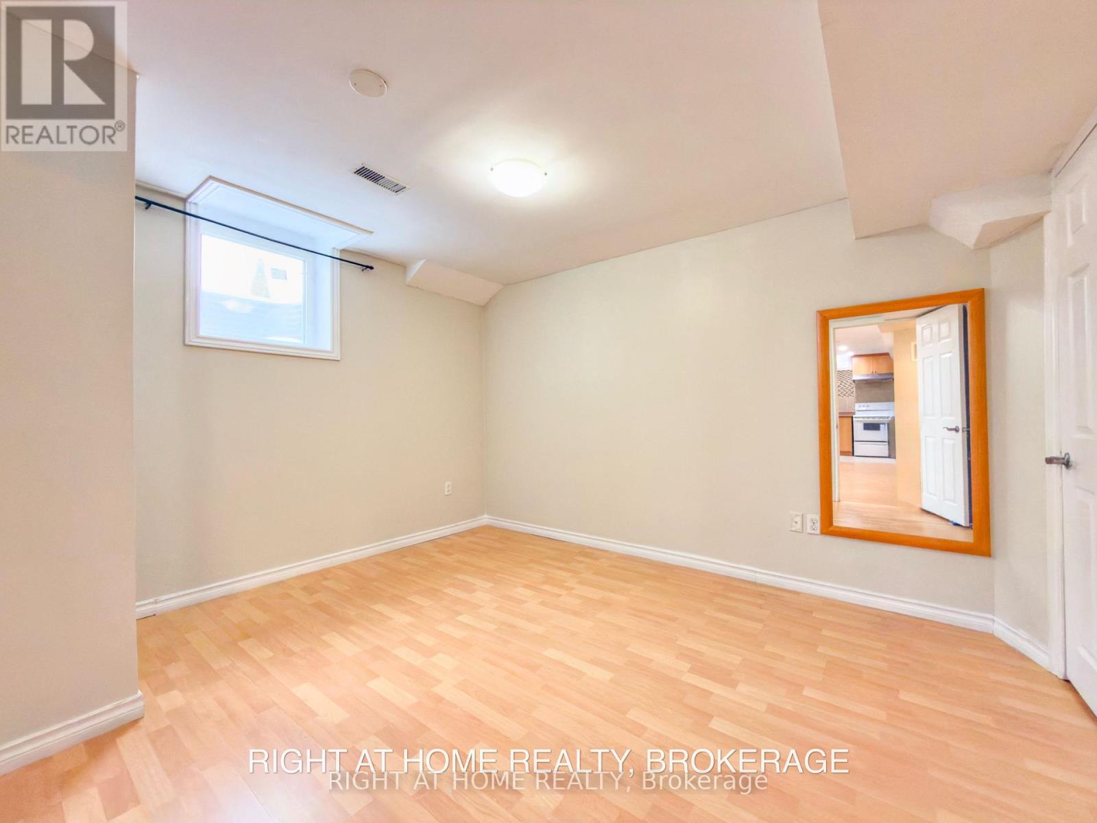 Lower - 1248 Mcmullen Crescent, Milton, Ontario  L9T 6X2 - Photo 12 - W12728008