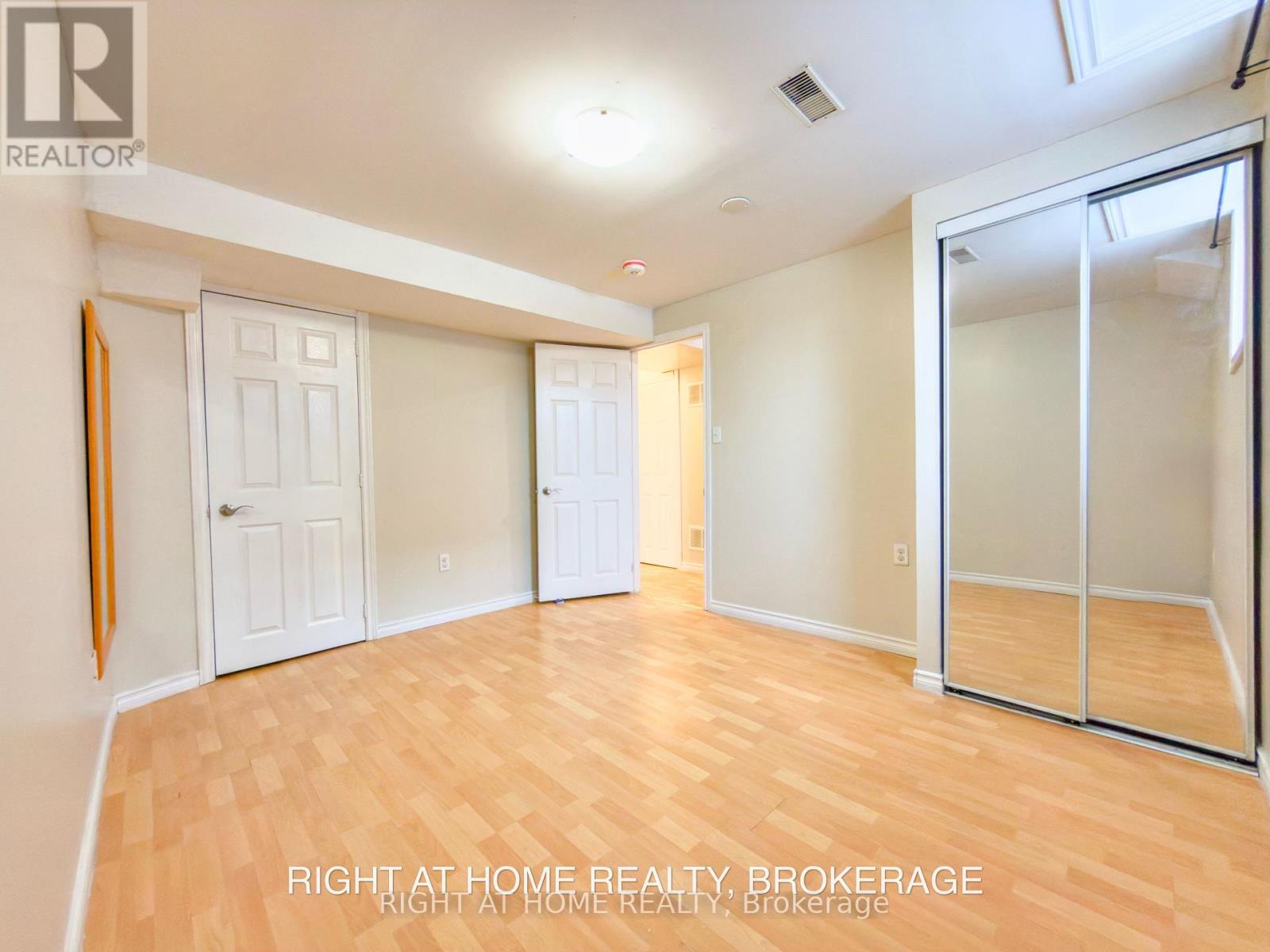 Lower - 1248 Mcmullen Crescent, Milton, Ontario  L9T 6X2 - Photo 13 - W12728008