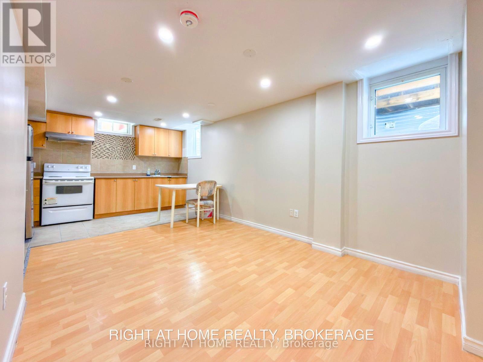 Lower - 1248 Mcmullen Crescent, Milton, Ontario  L9T 6X2 - Photo 5 - W12728008