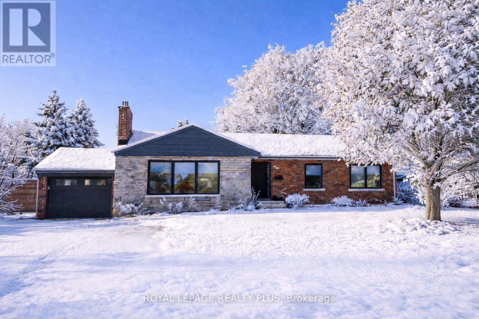 884 EAGLE DRIVE, Burlington, Ontario