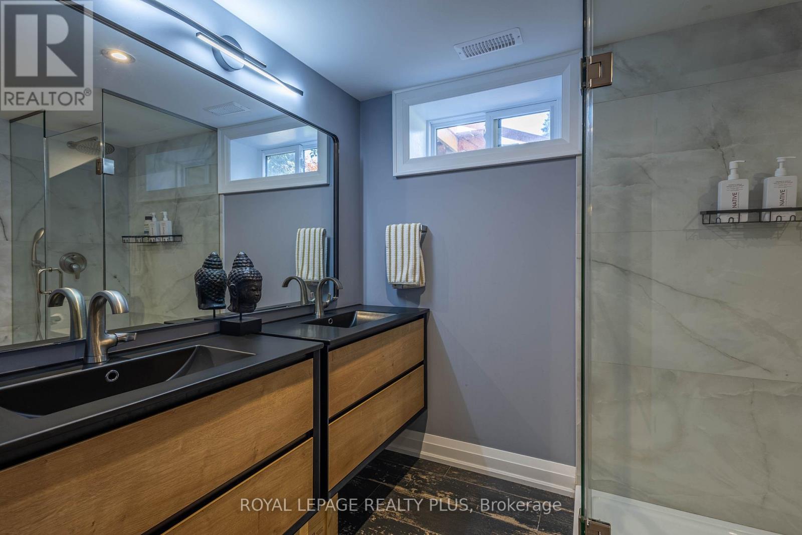 884 Eagle Drive, Burlington, Ontario  L7T 3A4 - Photo 48 - W12459574