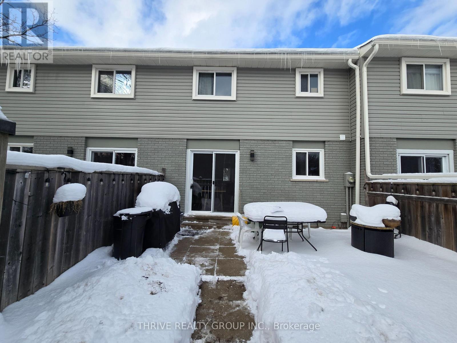 407 Griffith Street, London South, Ontario  N6K 2S3 - Photo 5 - X12728052