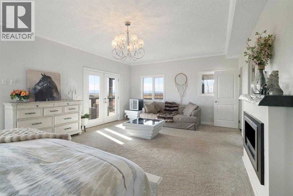 41031 Camden Lane, Rural Rocky View County, Alberta  T4C 1A1 - Photo 12 - A2265604