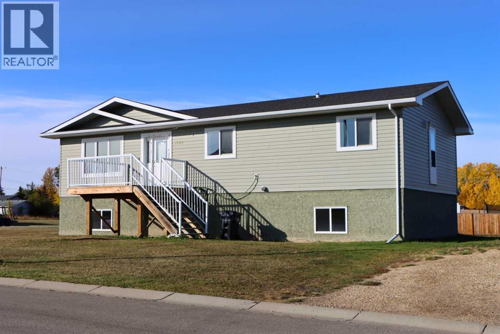 5202 52a Avenue, Valleyview, Alberta  T0H 3N0 - Photo 2 - A2262204