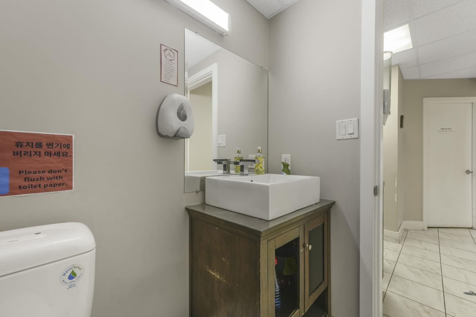 8711 82 Avenue Nw, Edmonton, Alberta T6C 0Y9 - Photo 39 - 44194111