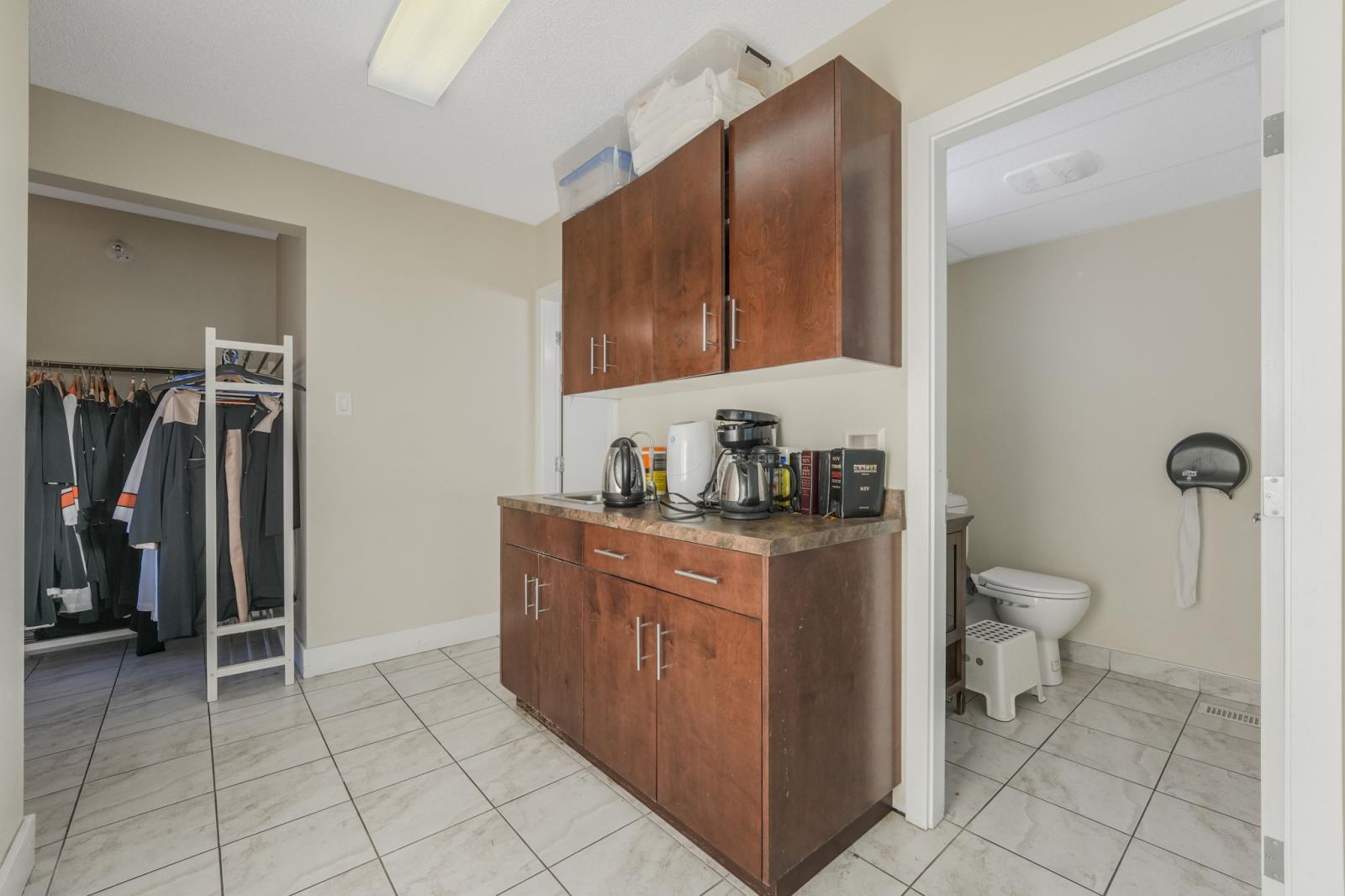 8711 82 Avenue Nw, Edmonton, Alberta T6C 0Y9 - Photo 65 - 44194111