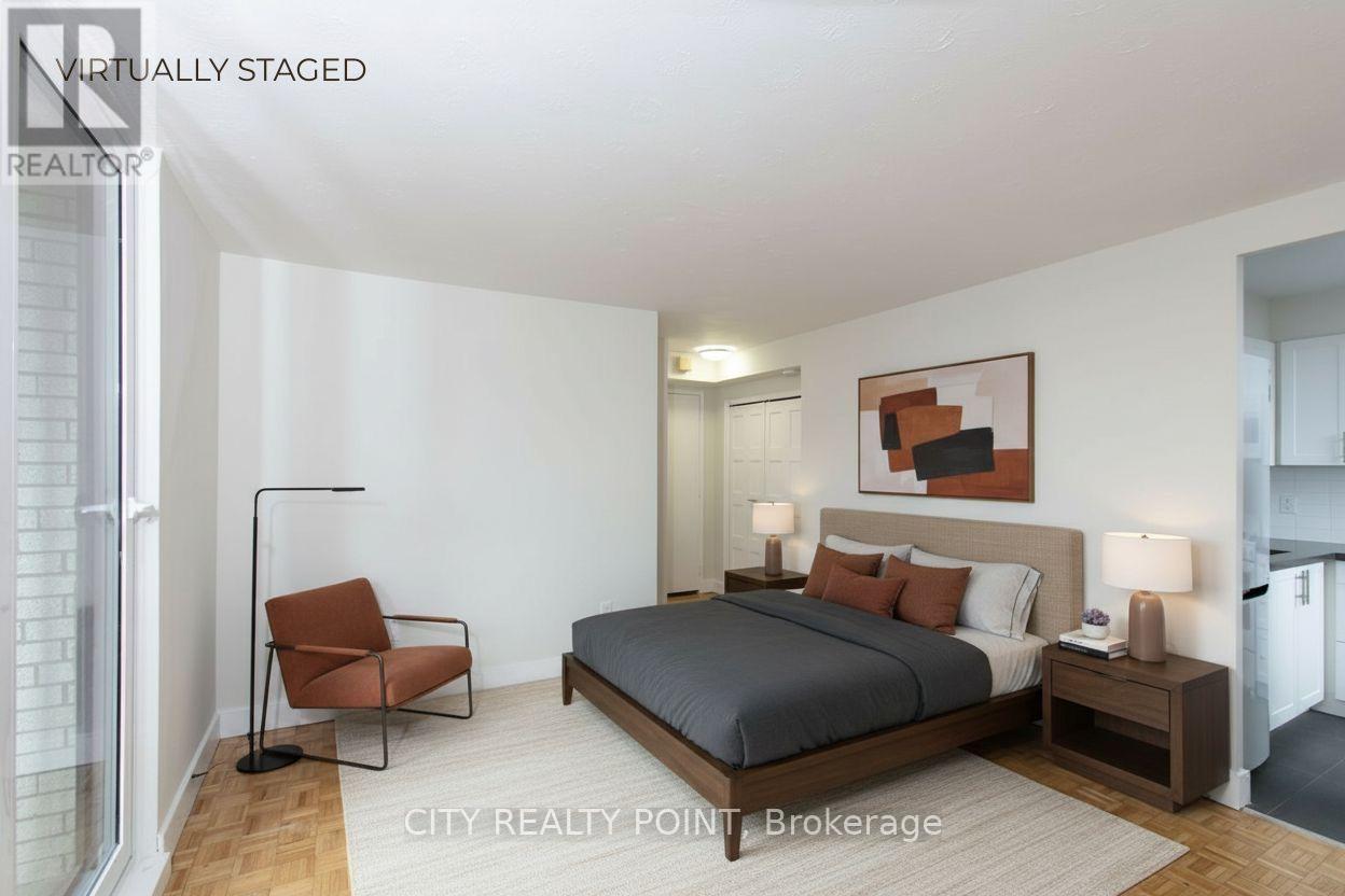 402 - 485 HURON STREET, Toronto, Ontario