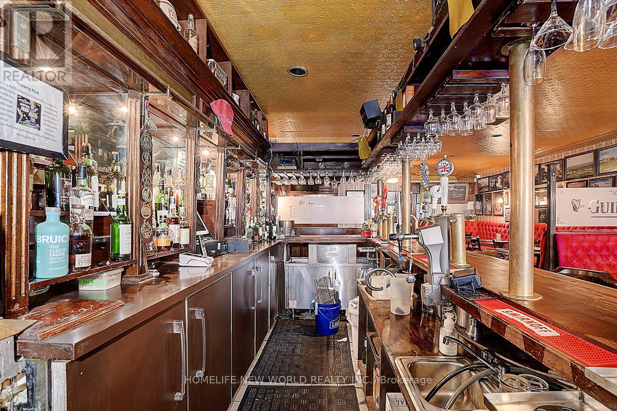 962 Kingston Road, Toronto, Ontario  M4E 1S7 - Photo 14 - E12728022