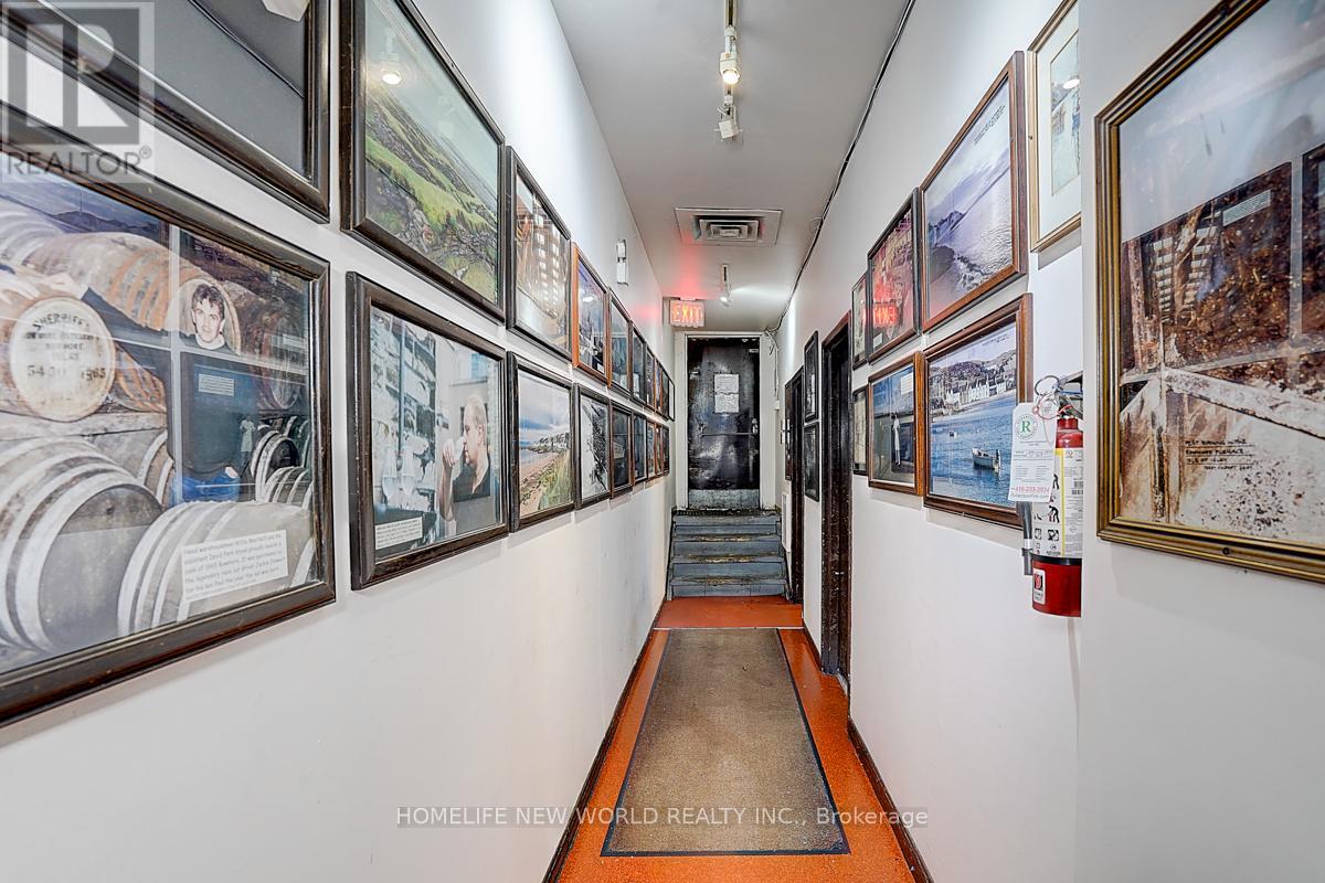 962 Kingston Road, Toronto, Ontario  M4E 1S7 - Photo 17 - E12728022