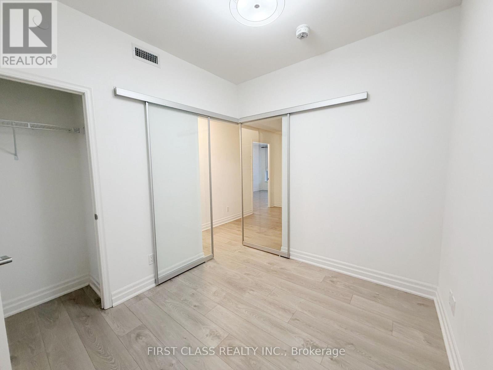 1102 - 8 Rouge Valley Drive W, Markham, Ontario  L6G 0G8 - Photo 15 - N12728032