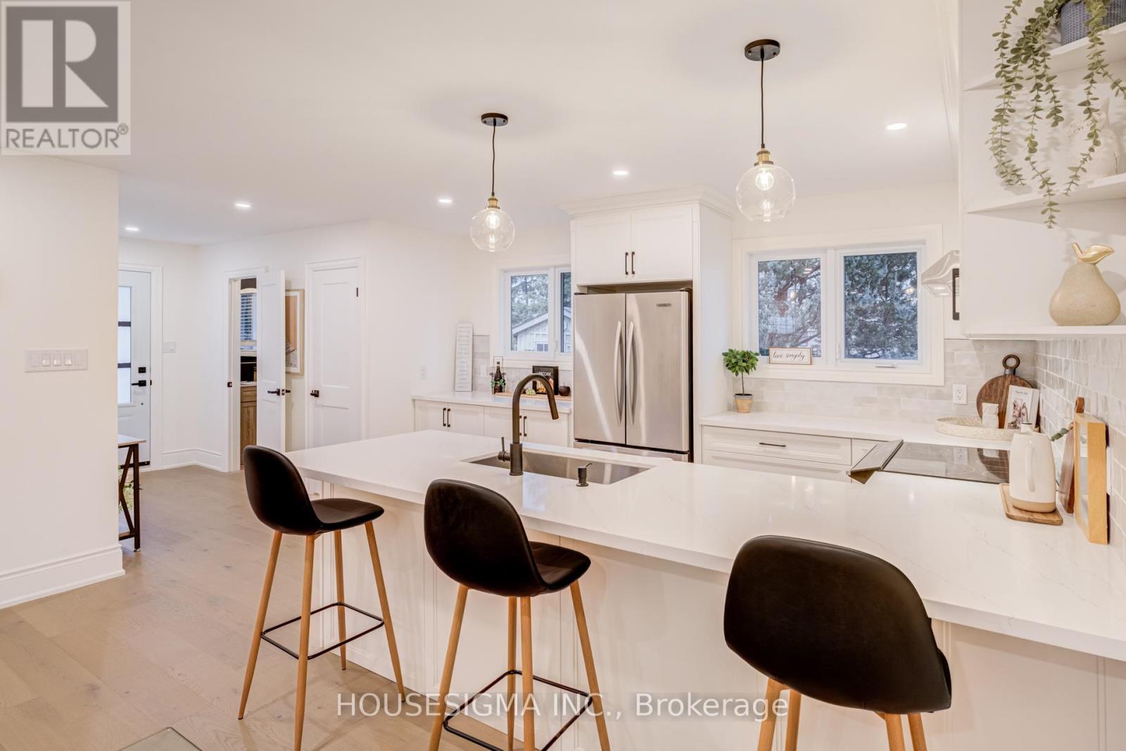 119 Town Line, Orangeville, Ontario  L9W 1V7 - Photo 9 - W12580942