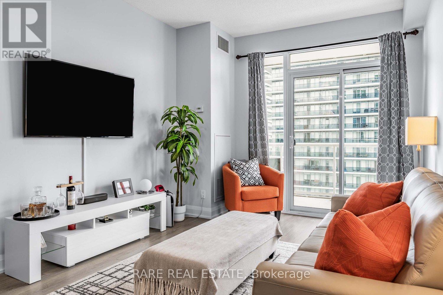 2404 - 56 Annie Craig Drive, Toronto, Ontario  M8V 0C8 - Photo 10 - W12728012