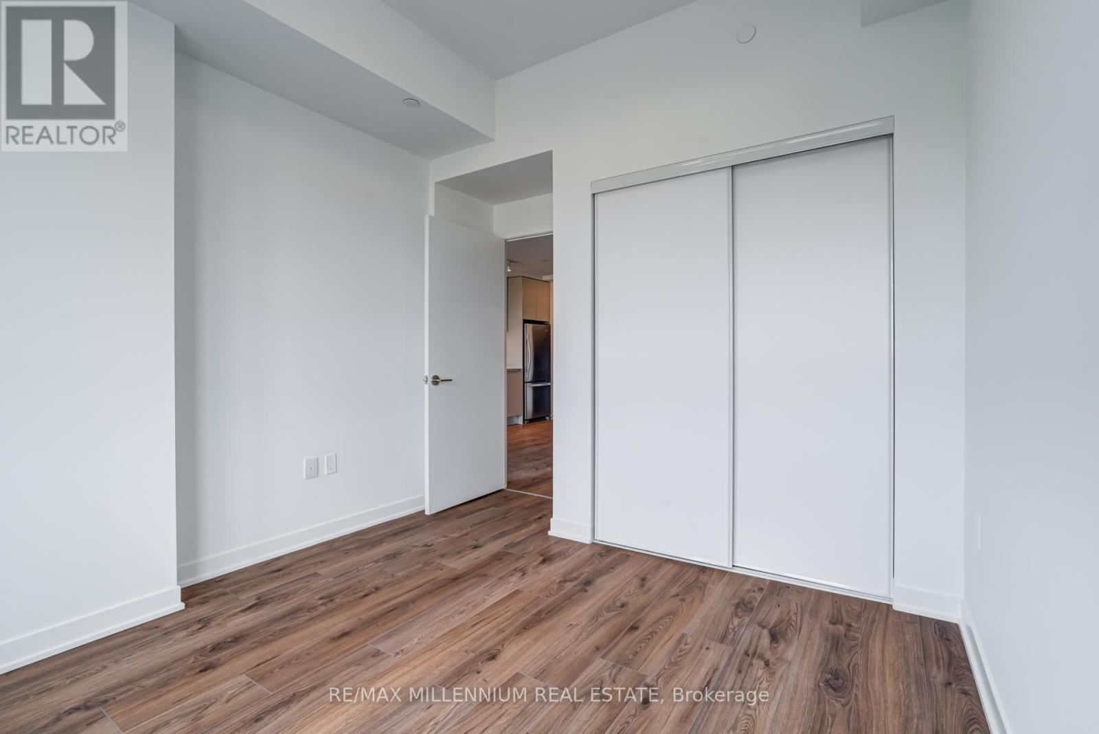 531 - 395 Dundas Street W, Oakville, Ontario  L6M 4M2 - Photo 17 - W12728020