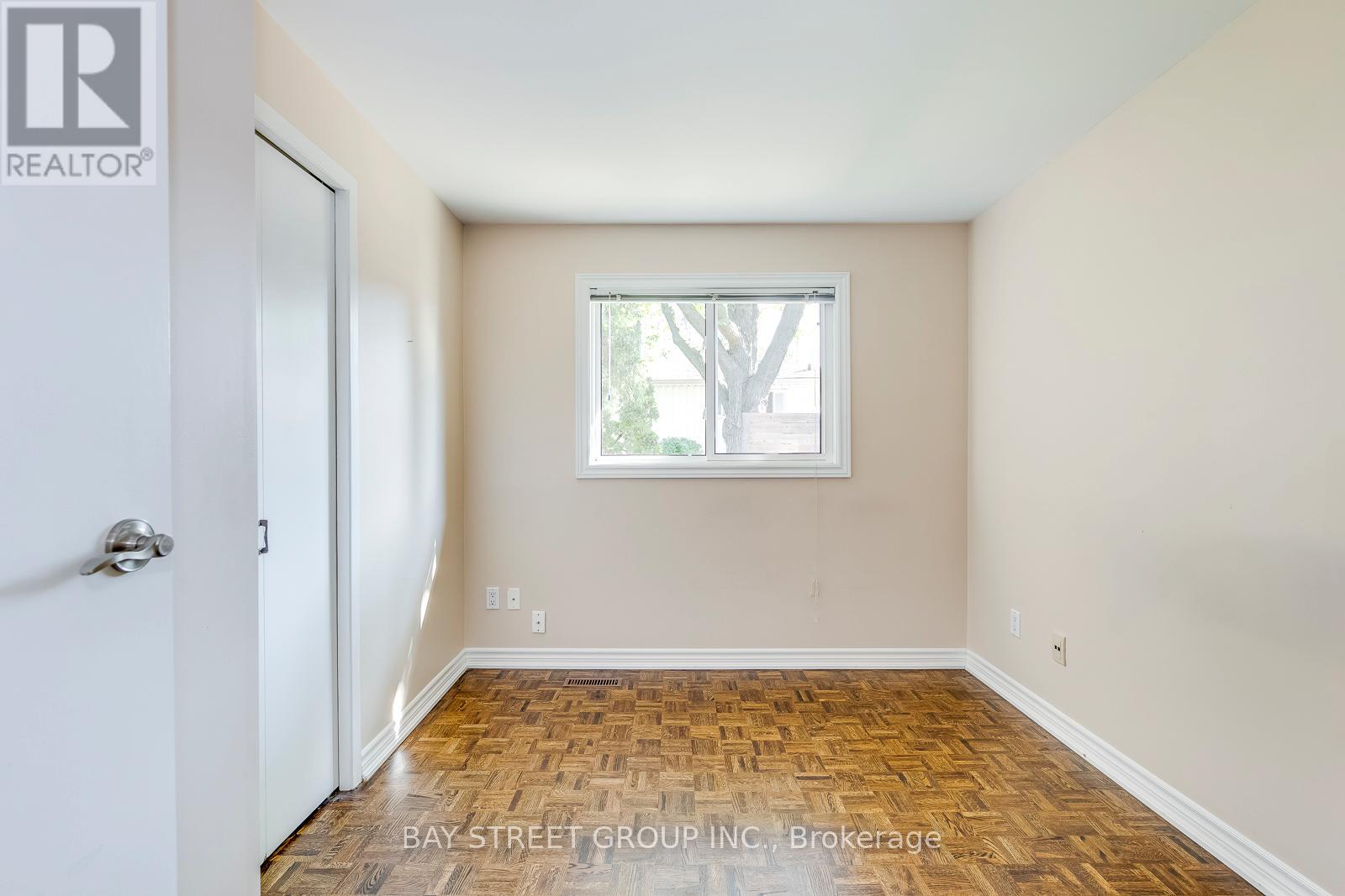 2281 Devon Road, Oakville, Ontario  L6J 5R2 - Photo 19 - W12728030