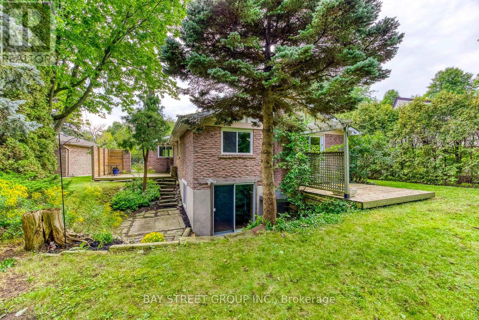 2281 Devon Road, Oakville, Ontario  L6J 5R2 - Photo 39 - W12728030