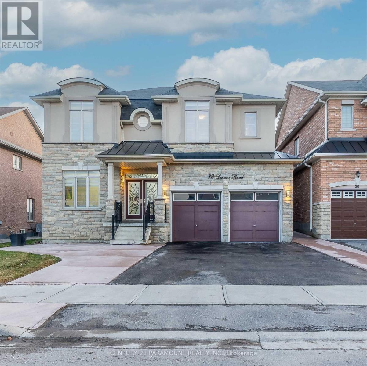 82 Leparc Road, Brampton, Ontario  L6P 2K2 - Photo 1 - W12728048