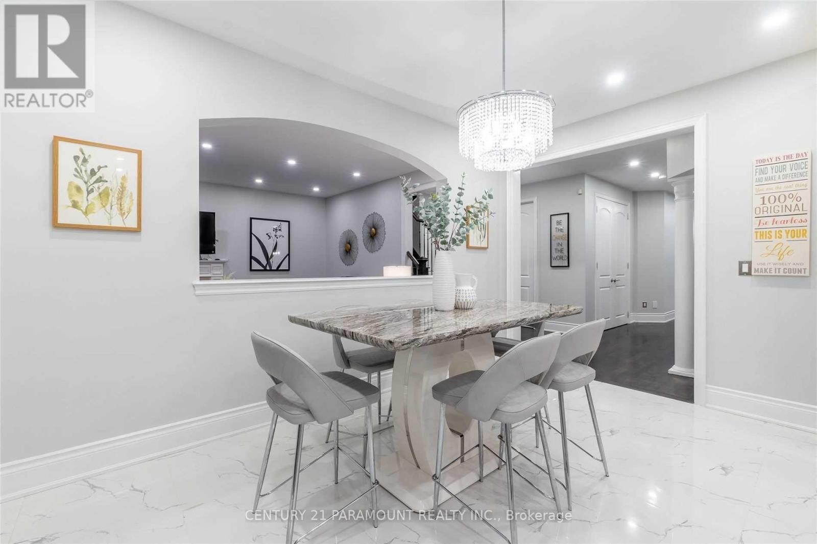 82 Leparc Road, Brampton, Ontario  L6P 2K2 - Photo 10 - W12728048