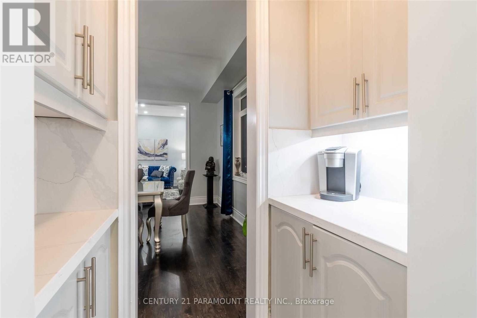 82 Leparc Road, Brampton, Ontario  L6P 2K2 - Photo 12 - W12728048