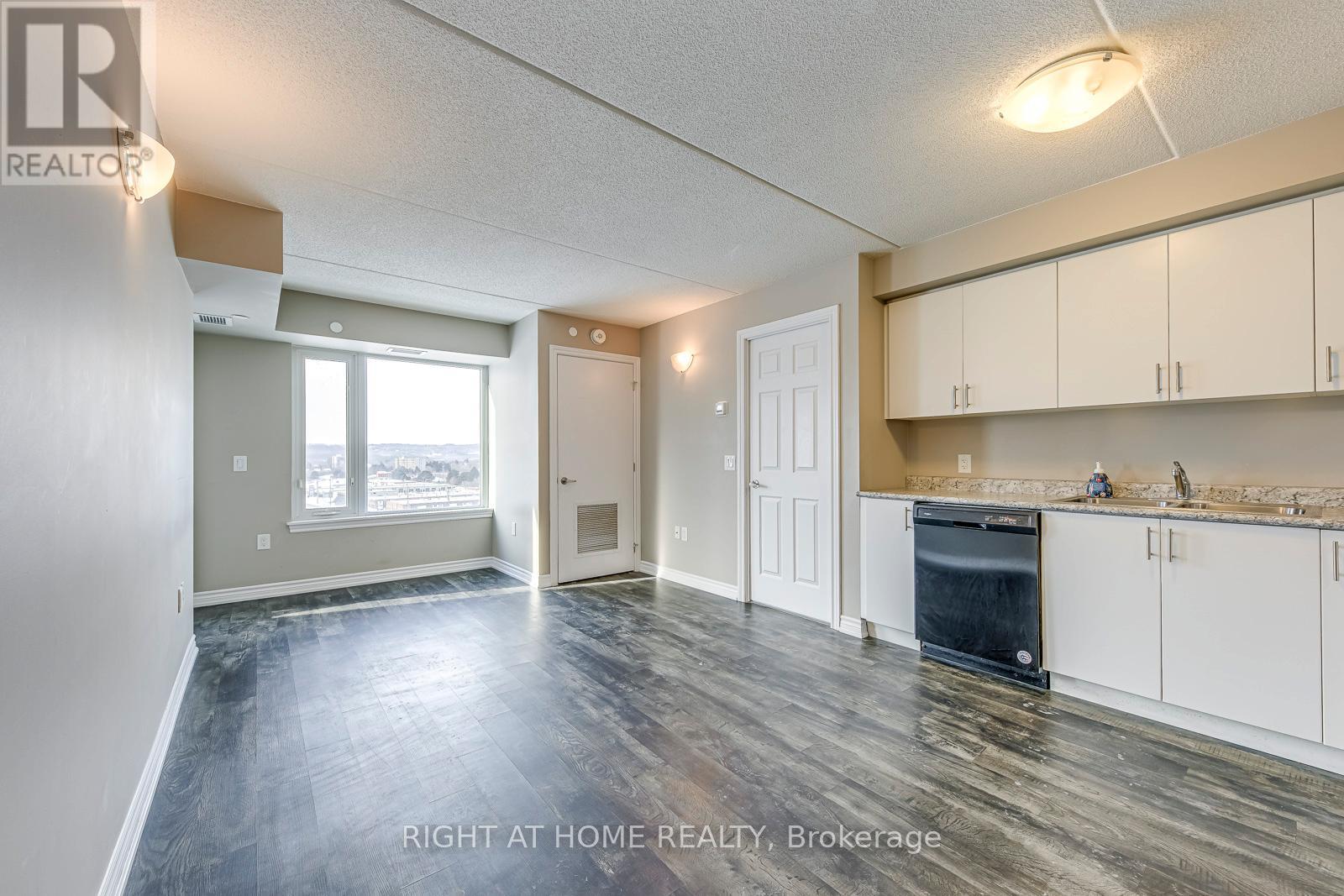 1007 - 716 Main Street E, Milton, Ontario  L9T 3P6 - Photo 11 - W12728058