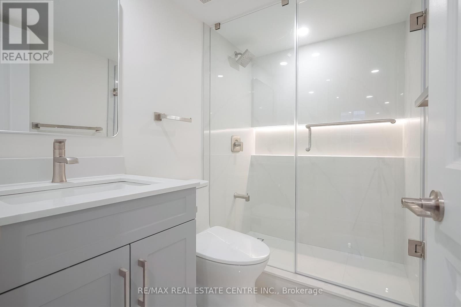 431 Ramsey Place, Milton, Ontario  L9B 1J6 - Photo 14 - W12728064