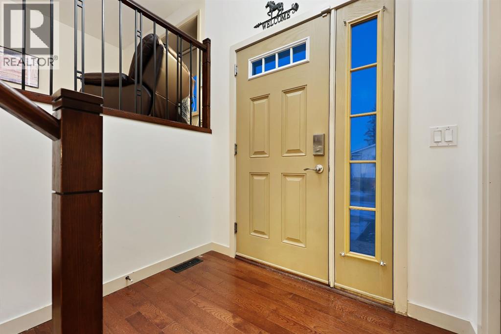 256 Lysander Place Se, Calgary, Alberta  T2c 1l9 - Photo 2 - A2281255