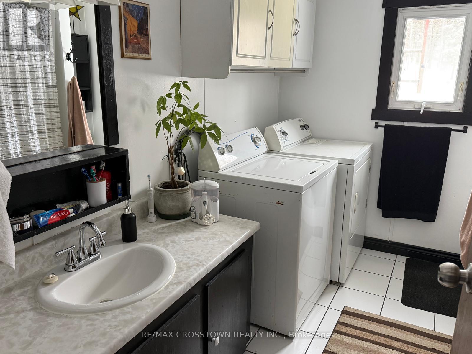 530 South Horn Lake Road, Armour, Ontario  P0A 1C0 - Photo 12 - X12728062