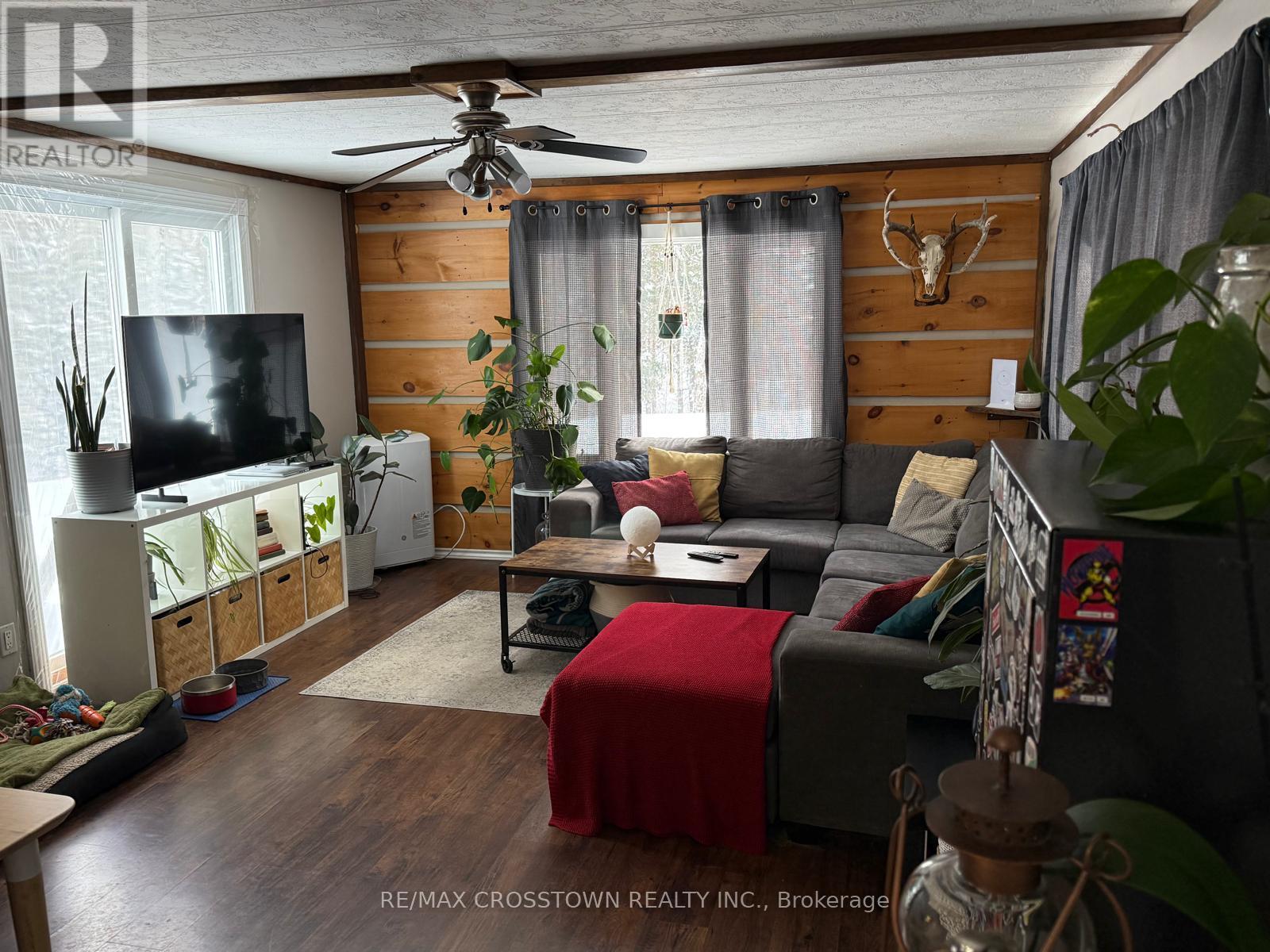 530 South Horn Lake Road, Armour, Ontario  P0A 1C0 - Photo 3 - X12728062