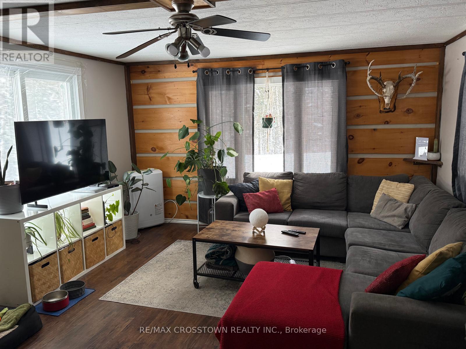 530 South Horn Lake Road, Armour, Ontario  P0A 1C0 - Photo 4 - X12728062