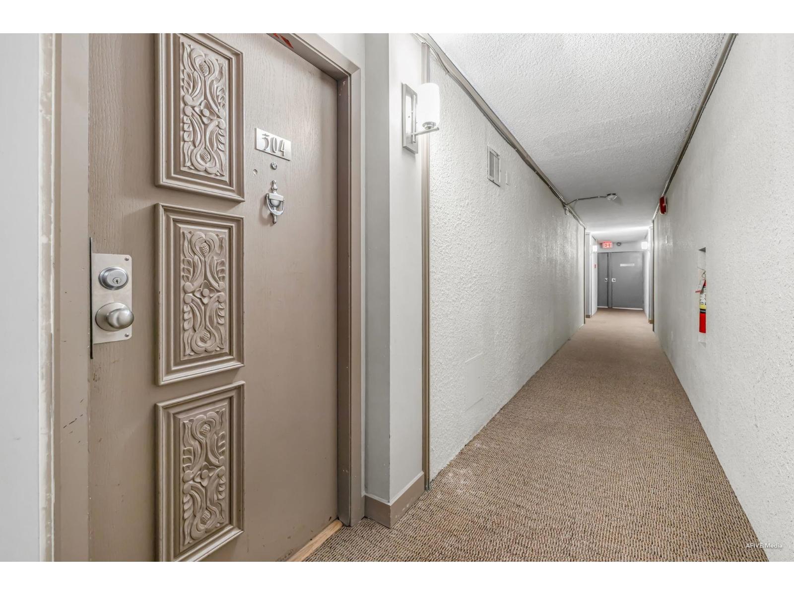 304 13530 Hilton Road, Surrey, British Columbia V3R 5J4 - Photo 3 - R3082192