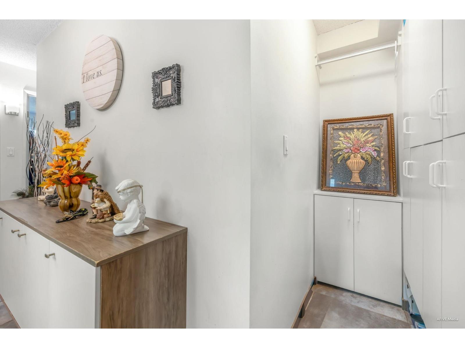 304 13530 Hilton Road, Surrey, British Columbia V3R 5J4 - Photo 9 - R3082192